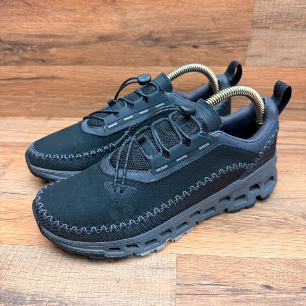 On Cloudaway 2 women size 8.5 Black/Eclipse Running Shoes